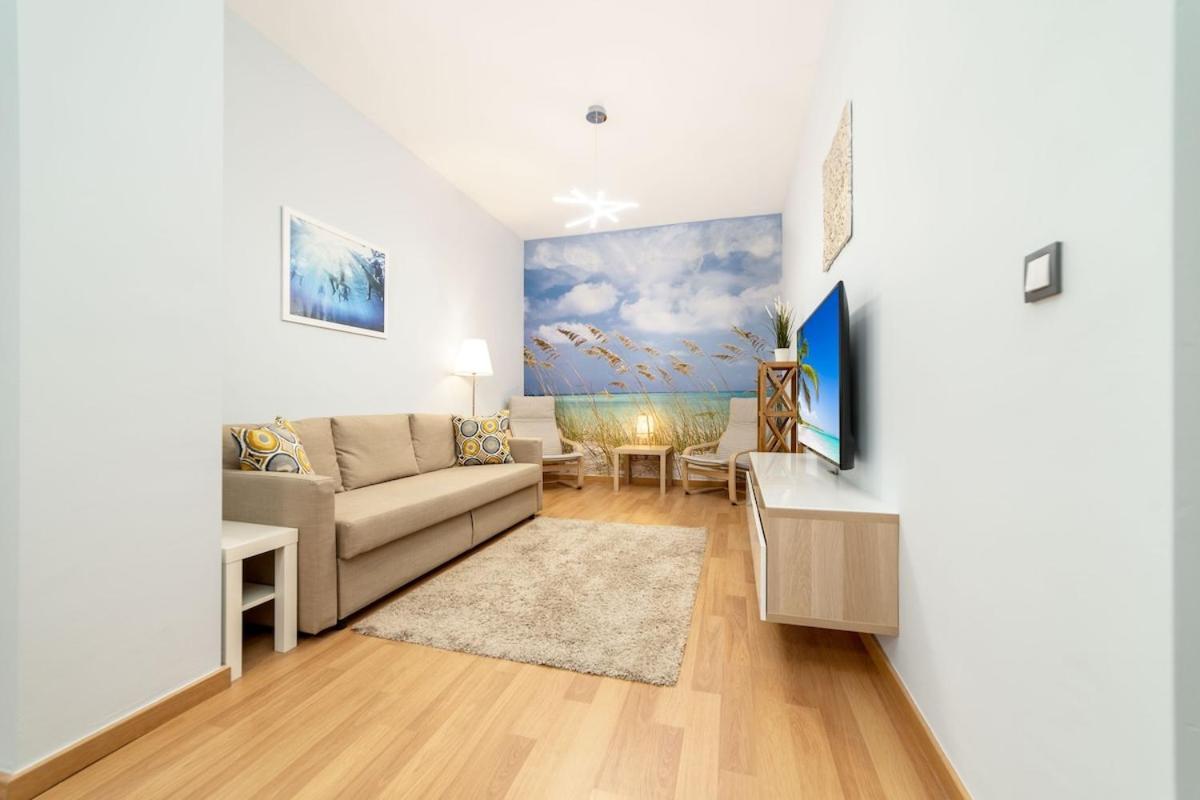 -Malagasunapts- Stylish City Centre Pool&Parking Málaga Exterior foto