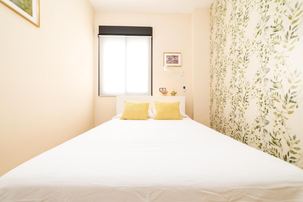 -Malagasunapts- Stylish City Centre Pool&Parking Málaga Exterior foto